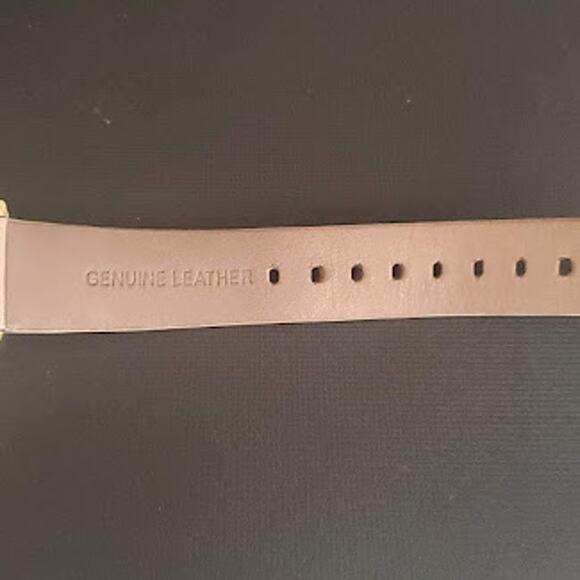 Michael Kors Hartman Ladies Watch 38mm Gold Tone with Pink Leather Band MK2558 - Picture 8 of 9